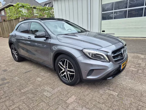 Mercedes-Benz GLA 200 Autom. AMG Edition 1